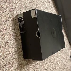 Jordan 13 cap and gown used